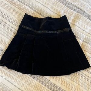 Elegant black velvet skirt | Girls 6X/7
